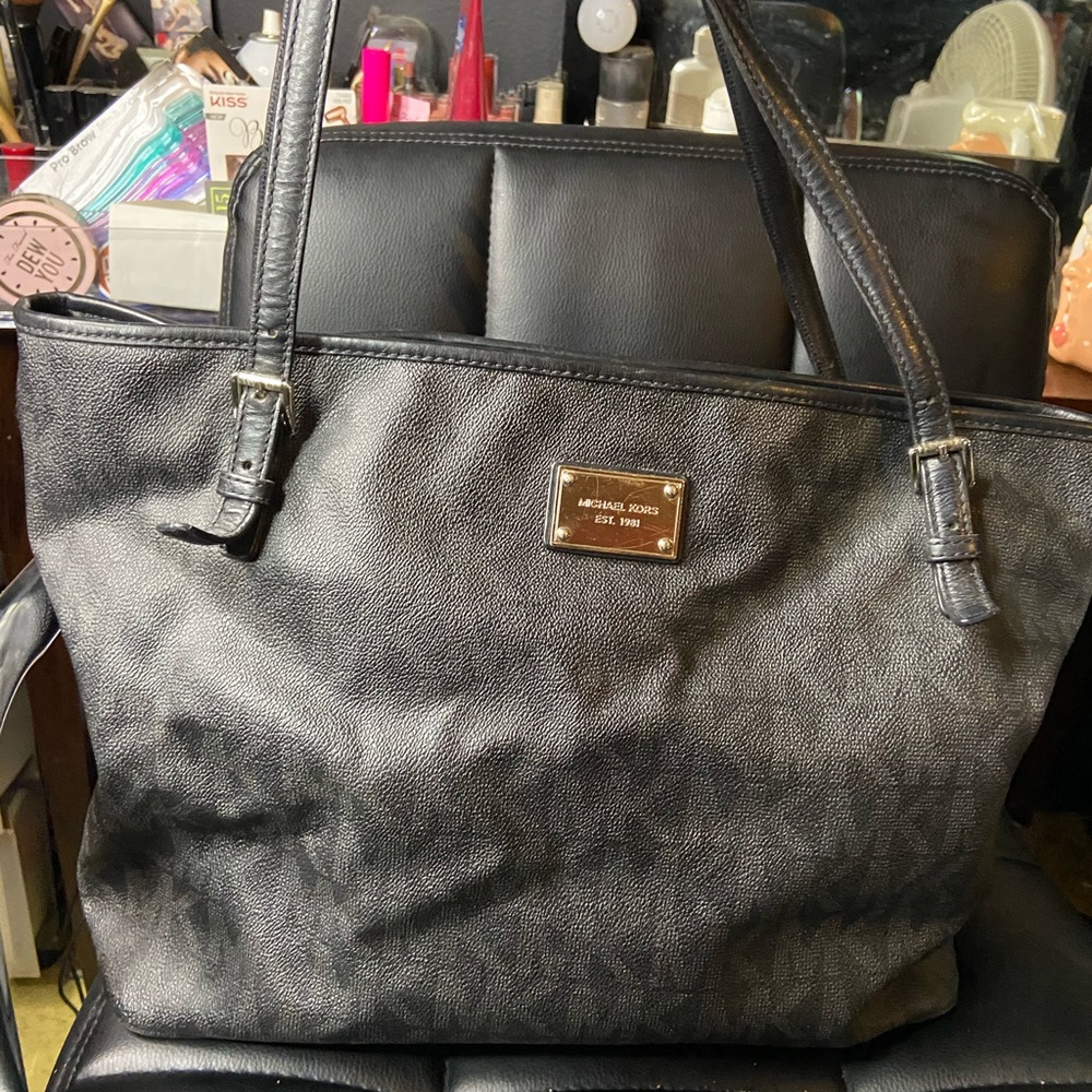 Michael Kors Jet Set Signature Diaper Bag
